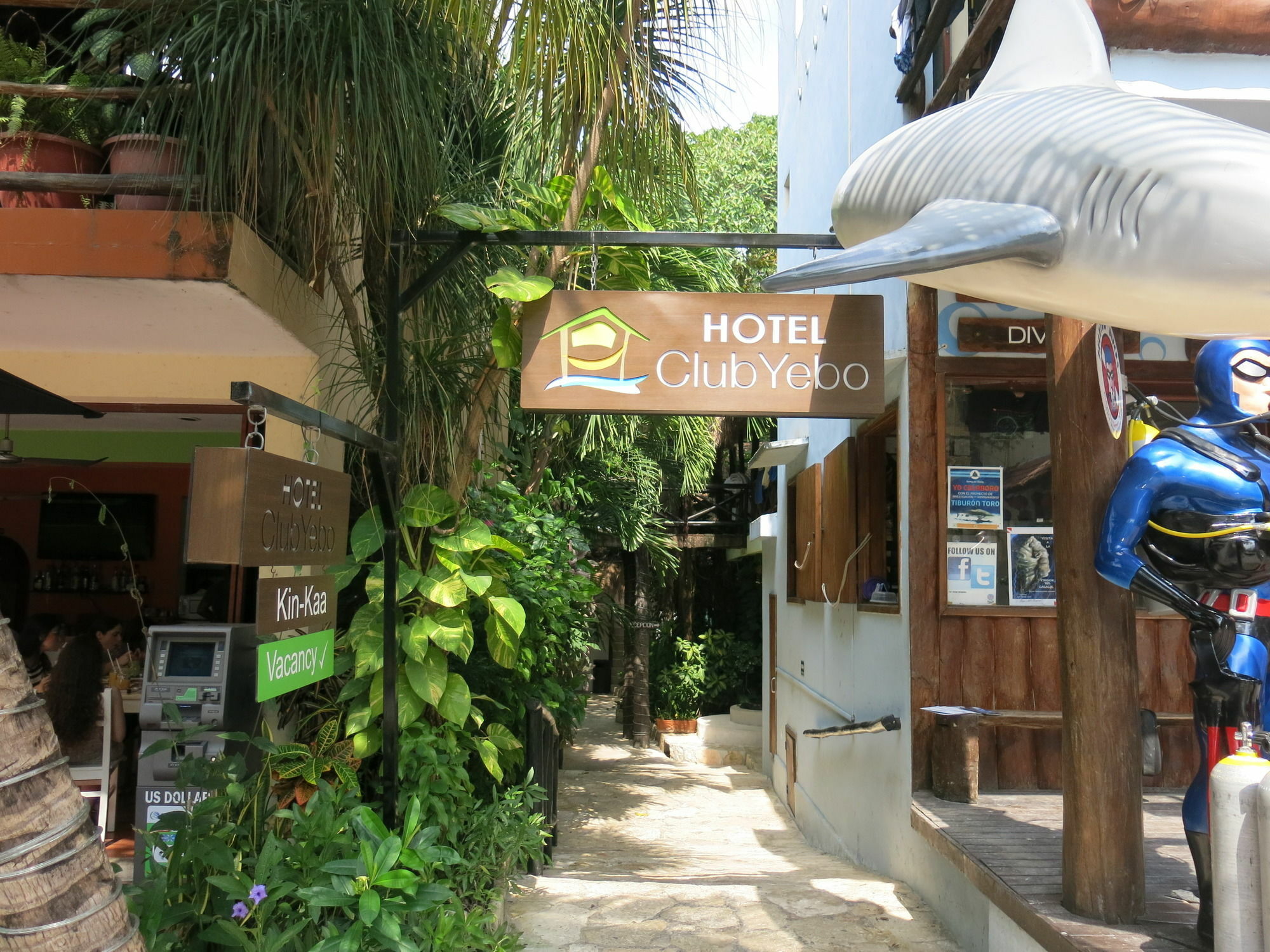 Hotel Club Yebo Playa del Carmen Exterior photo